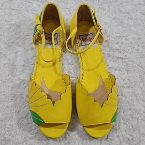 Bettie Page Shoes By Ellie Womens Yellow Pinup Shoe Size 8